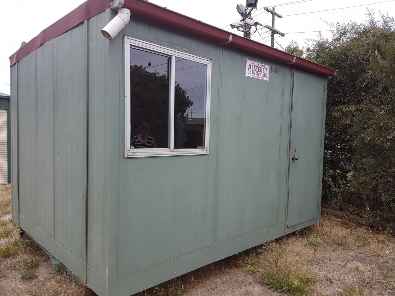 1 Inglis Avenue, Mirboo North VIC 3871