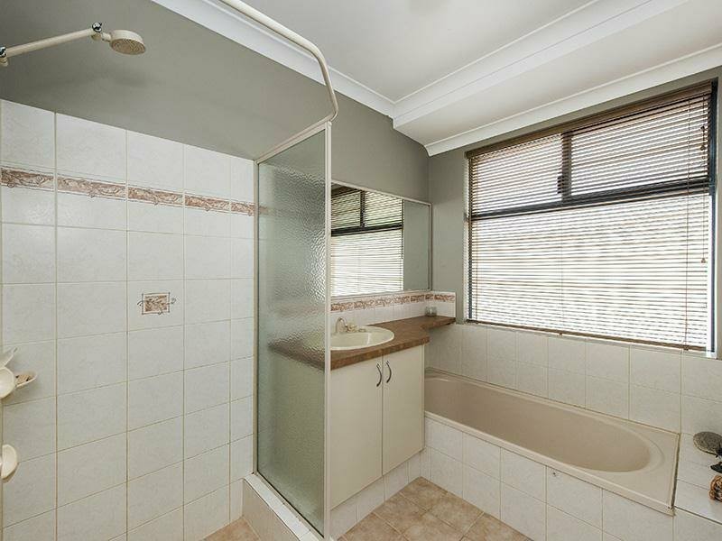 6 Everton Place, Greenfields WA 6210