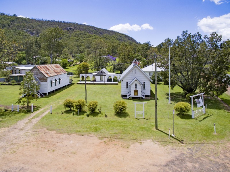 65 Ipswich Street, Esk QLD 4312