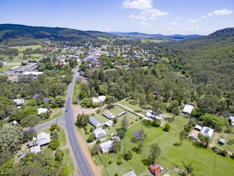 65 Ipswich Street, Esk QLD 4312