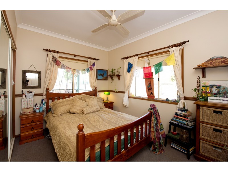 24 Sandalwood Court, Tinana QLD 4650