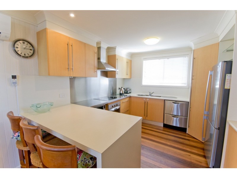 15 Pacific Parade, Yamba NSW 2464