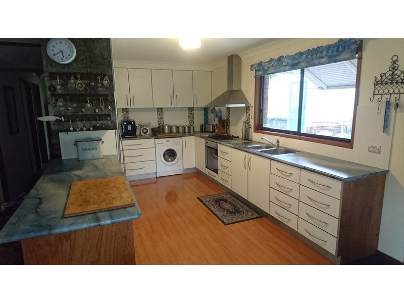 1 Weroona Avenue, Woodford NSW 2778