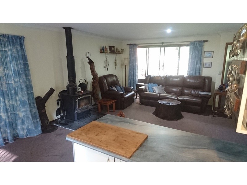 1 Weroona Avenue, Woodford NSW 2778