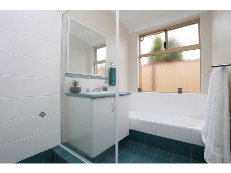 74 Peppermint Way, Eaton WA 6232