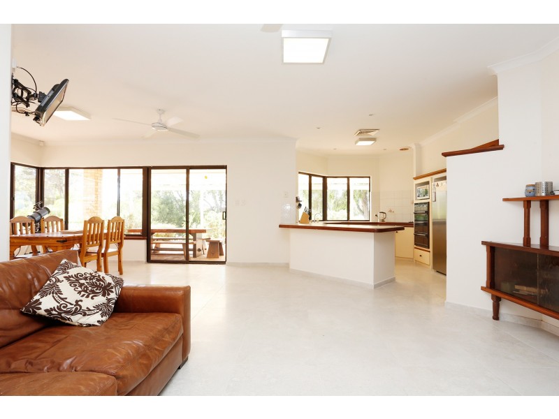 20 Pioneer Court, Bouvard WA 6211