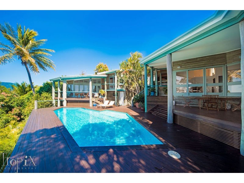 19 Warrain Street, Shute Harbour QLD 4802