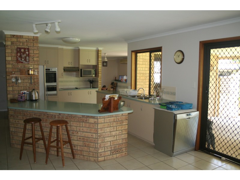 7 Palm Street, Bundaberg East QLD 4670