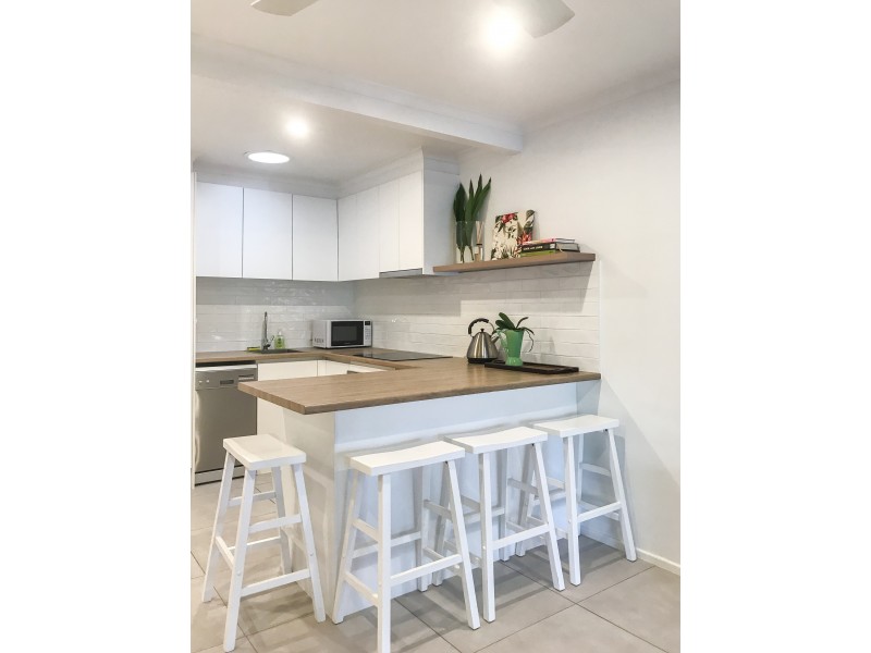 2/136 Broadwater ave, Maroochydore QLD 4558