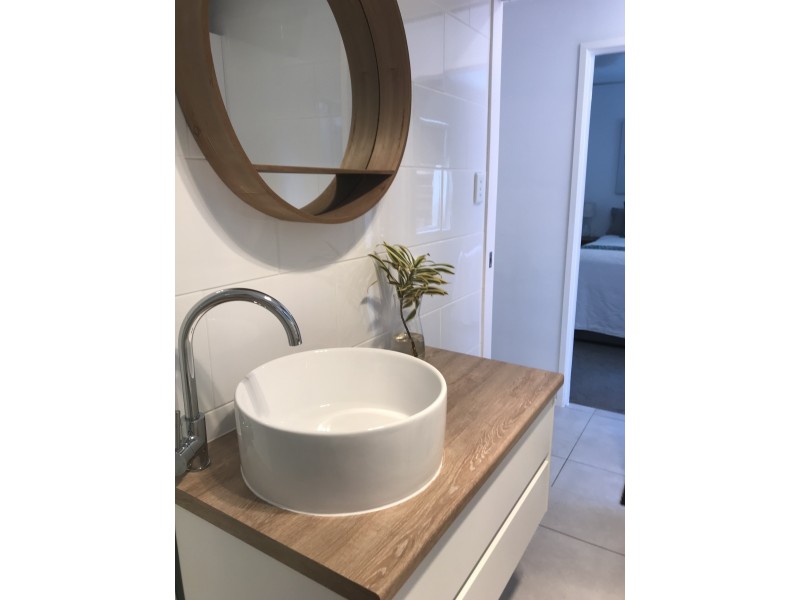 2/136 Broadwater ave, Maroochydore QLD 4558