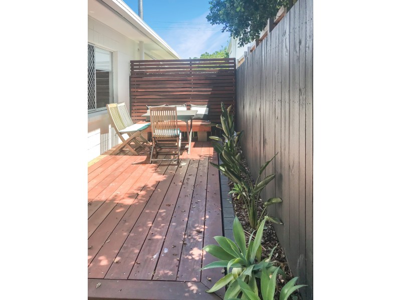 2/136 Broadwater ave, Maroochydore QLD 4558