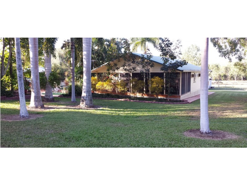 33 Chisholm Trail, Oak Valley QLD 4811