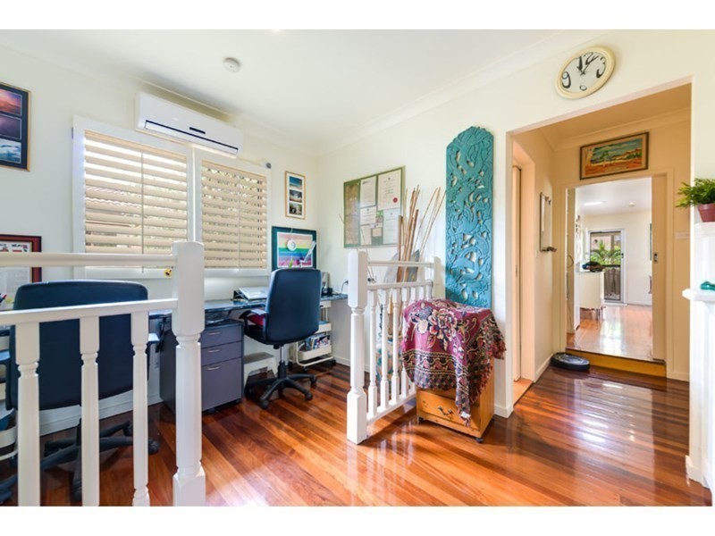 3 Sandy Court, Southport QLD 4215
