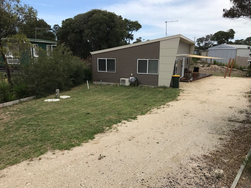 31 Pacific Court, Golden Beach VIC 3851