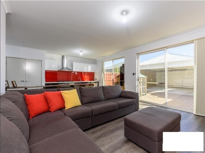 385 Banrock Drive, Ellenbrook WA 6069