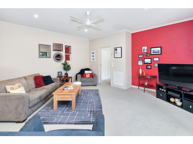 122A Burnbank Street, Lake Wendouree VIC 3350