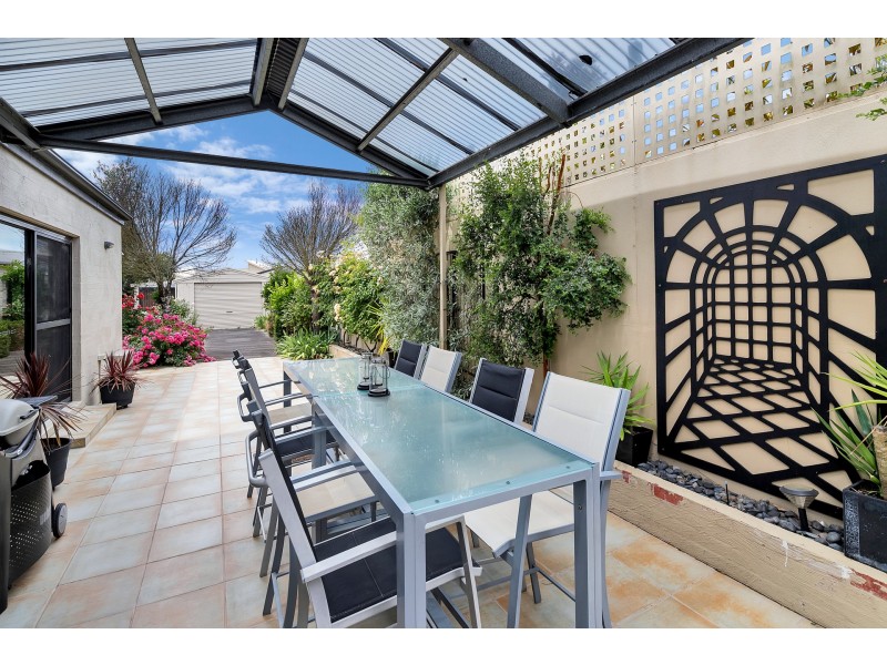 122A Burnbank Street, Lake Wendouree VIC 3350