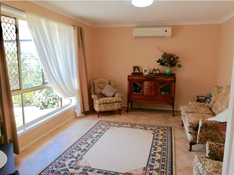 30 Hedley Drive, Woolmar QLD 4515