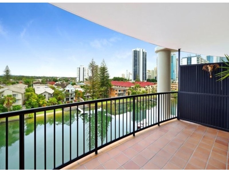 22/12 Paradise Island, Surfers Paradise QLD 4217