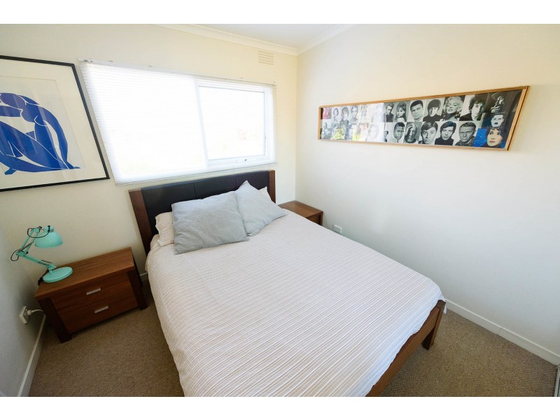 7 Clarence Avenue, Kennington VIC 3550