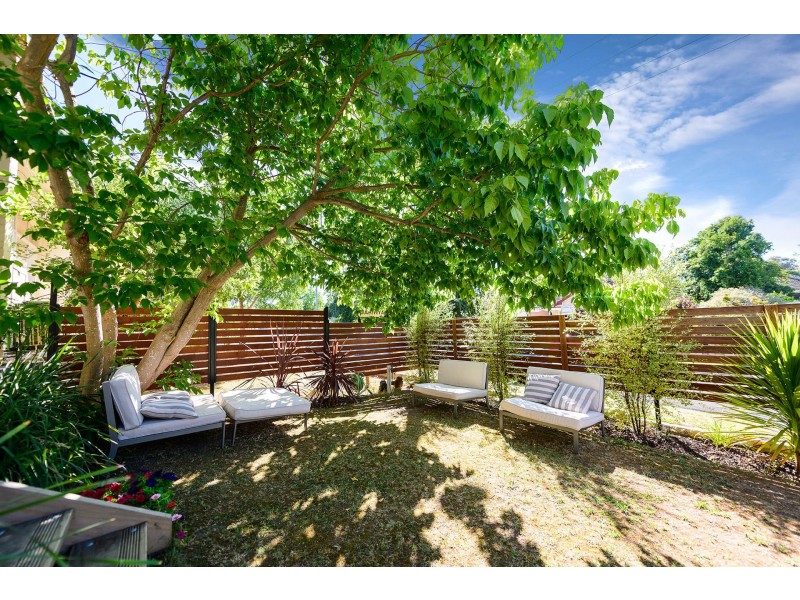 7 Clarence Avenue, Kennington VIC 3550