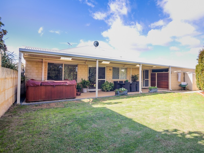 42 Twilight Mews, Aubin Grove WA 6164