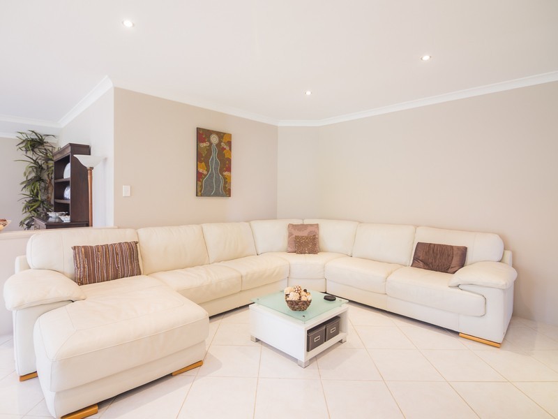 42 Twilight Mews, Aubin Grove WA 6164