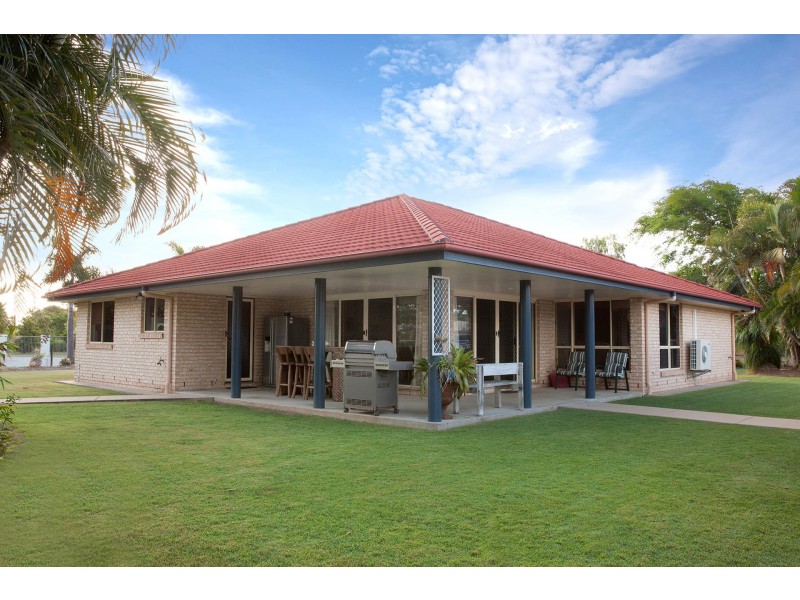3 Belluna Cres, Gooburrum QLD 4670