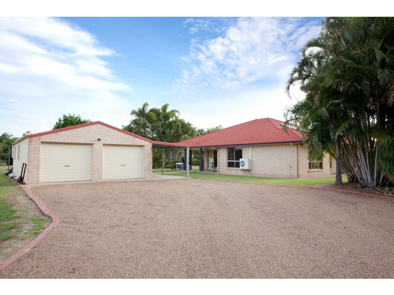 3 Belluna Cres, Gooburrum QLD 4670