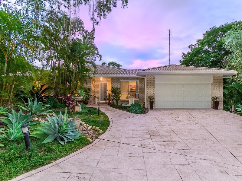 7 Rosewall Place, Oxenford QLD 4210