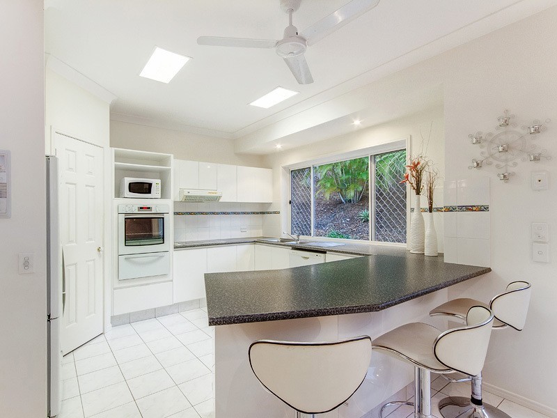 7 Rosewall Place, Oxenford QLD 4210