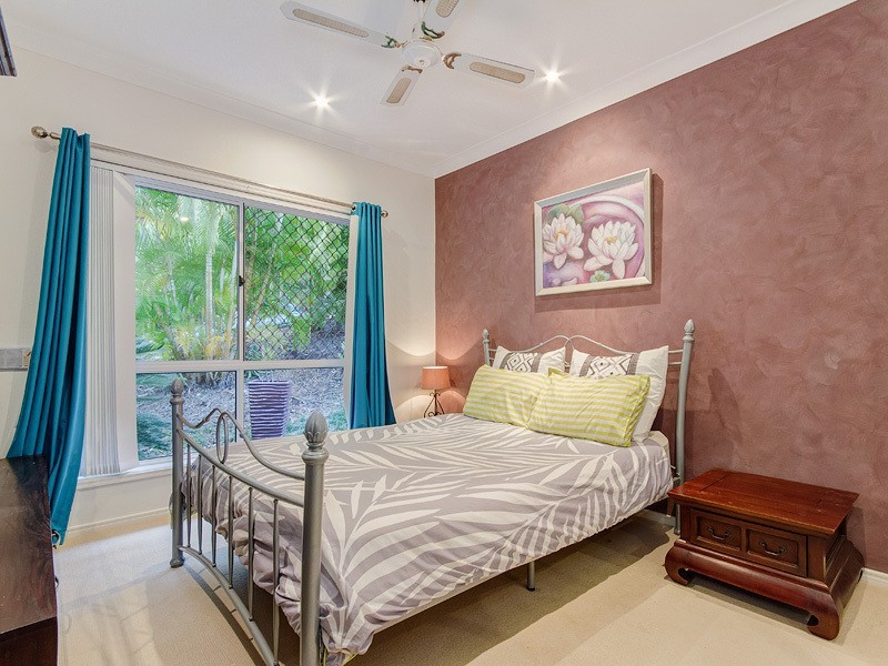 7 Rosewall Place, Oxenford QLD 4210