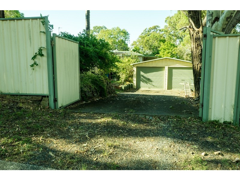 26 Loch Carron Avenue, Farmborough Heights NSW 2526