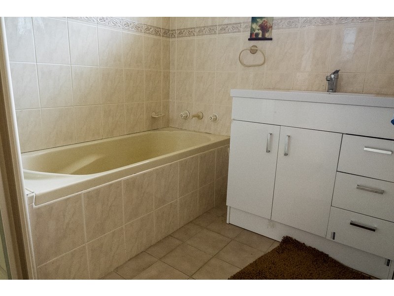 26 Loch Carron Avenue, Farmborough Heights NSW 2526