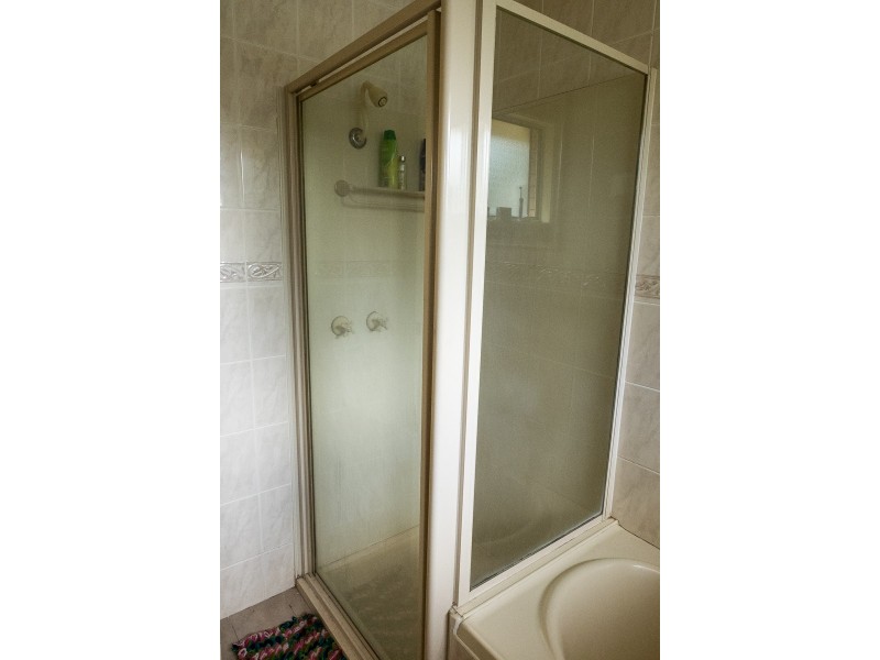 26 Loch Carron Avenue, Farmborough Heights NSW 2526