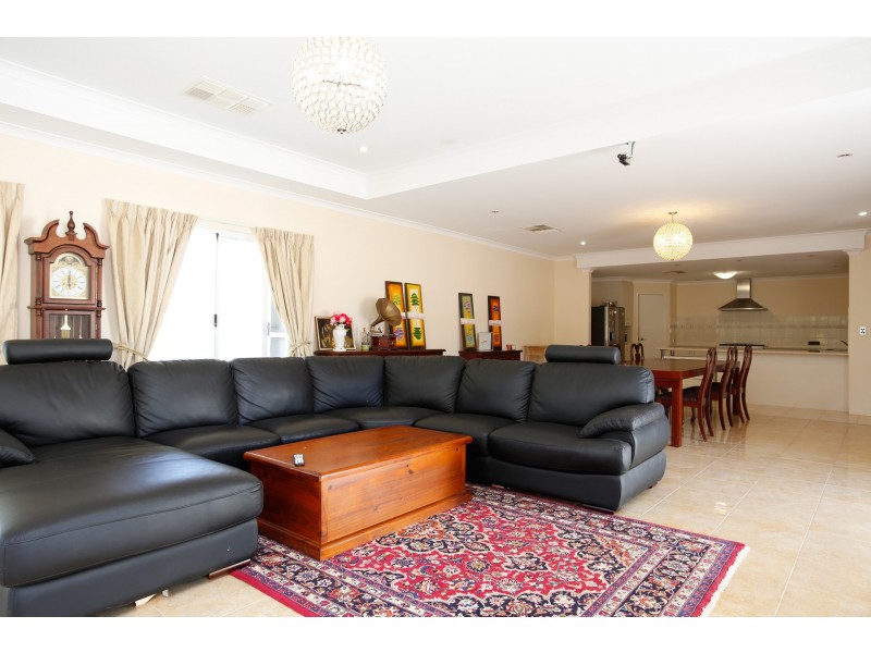 3 Aviemore Drive, Bedfordale WA 6112