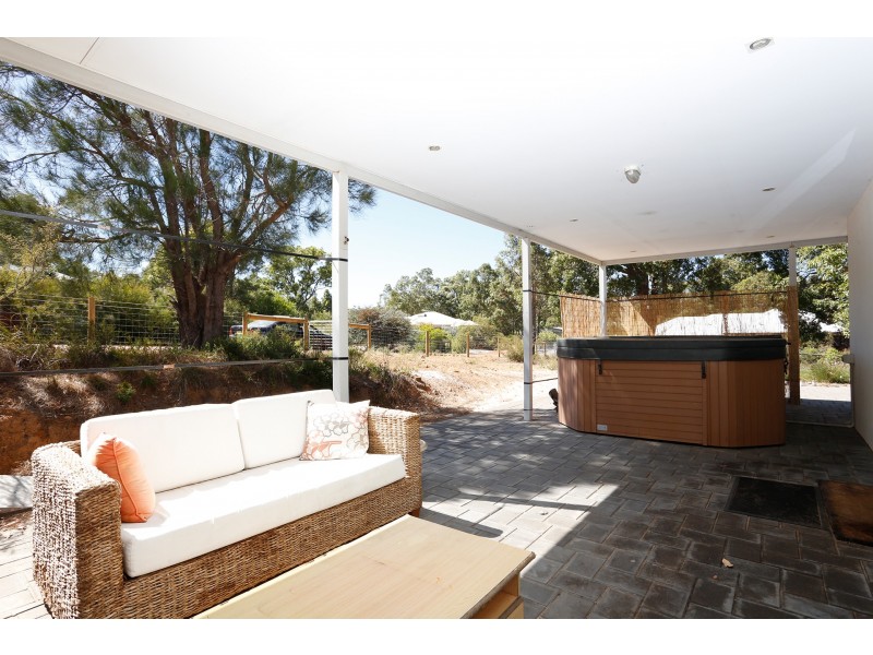 3 Aviemore Drive, Bedfordale WA 6112