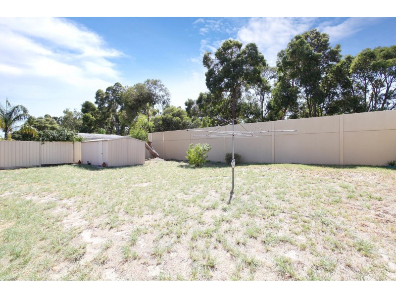 21 Kookaburra Crescent, High Wycombe WA 6057