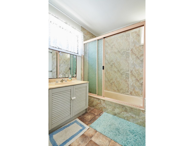 42 Charles Hodge Avenue, Mount Pleasant QLD 4740