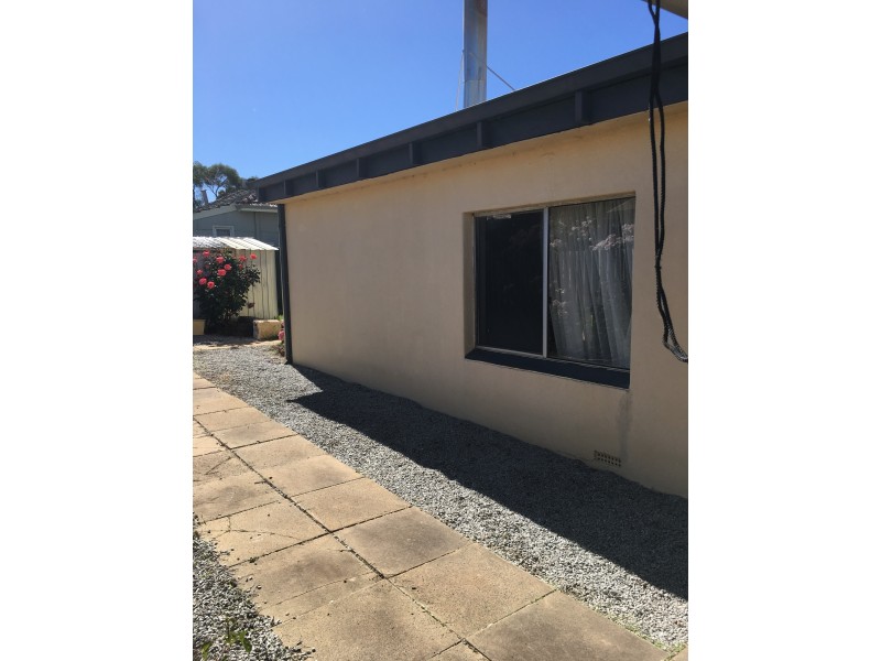 51 Clayton Rd, Narrogin WA 6312