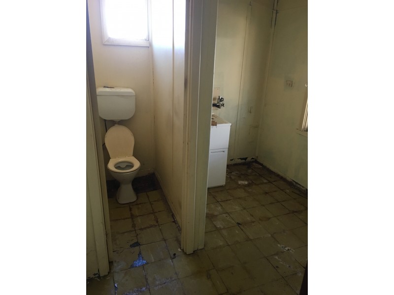 51 Clayton Rd, Narrogin WA 6312