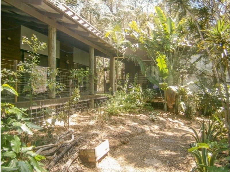 3 Belle Court, Rainbow Beach QLD 4581