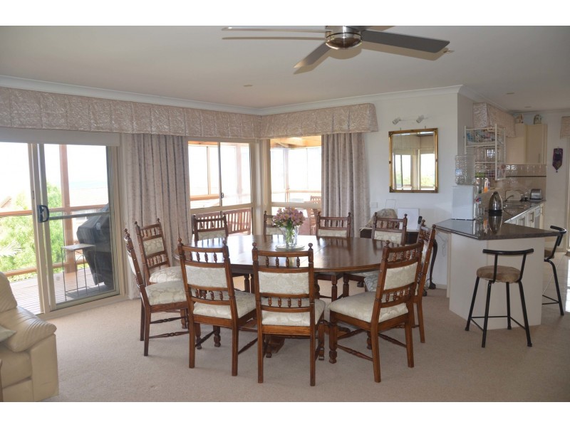 58 Sunset Boulevard, Kianga NSW 2546