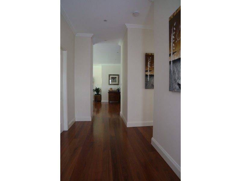 12 Owen Street, Huskisson NSW 2540