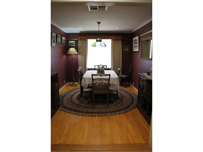 17 Mount Porepunkah Road, Bright VIC 3741