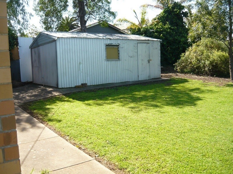 4 Anselm Street, Christie Downs SA 5164