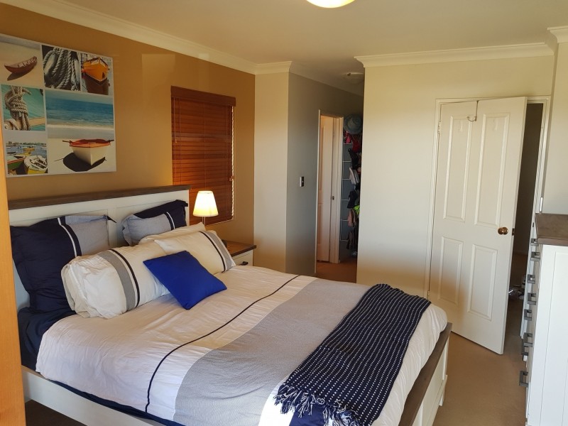 6 Wave Cove, Port Kennedy WA 6172