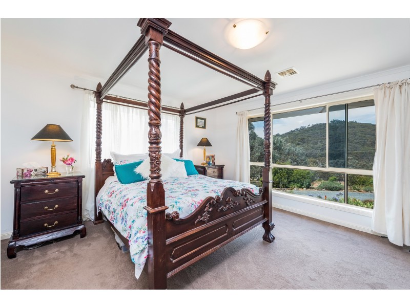 38 Sherwood Place, Royalla NSW 2620