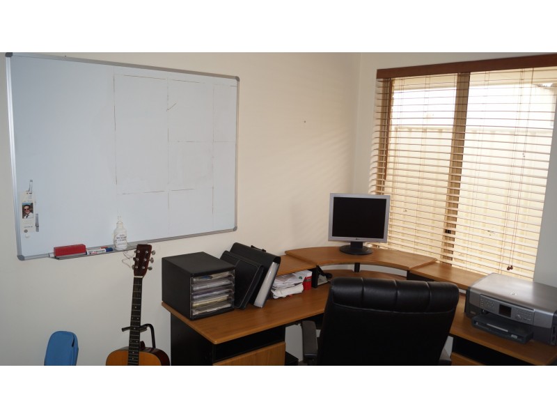 3 Macau Place, Warnbro WA 6169