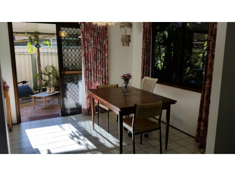 45 Narooma Drive, Ocean Shores NSW 2483